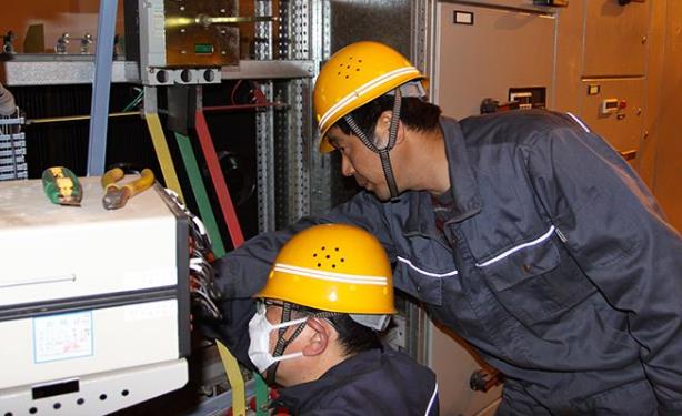 配电柜安装接线实操规范视频演示 配电柜安装接线实操规范视频演示