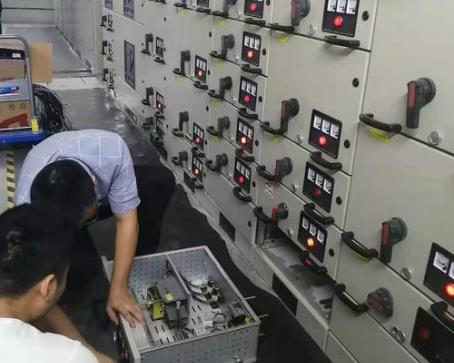 低压配电柜运行前后维护.jpg 低压配电柜运行前后维护.jpg